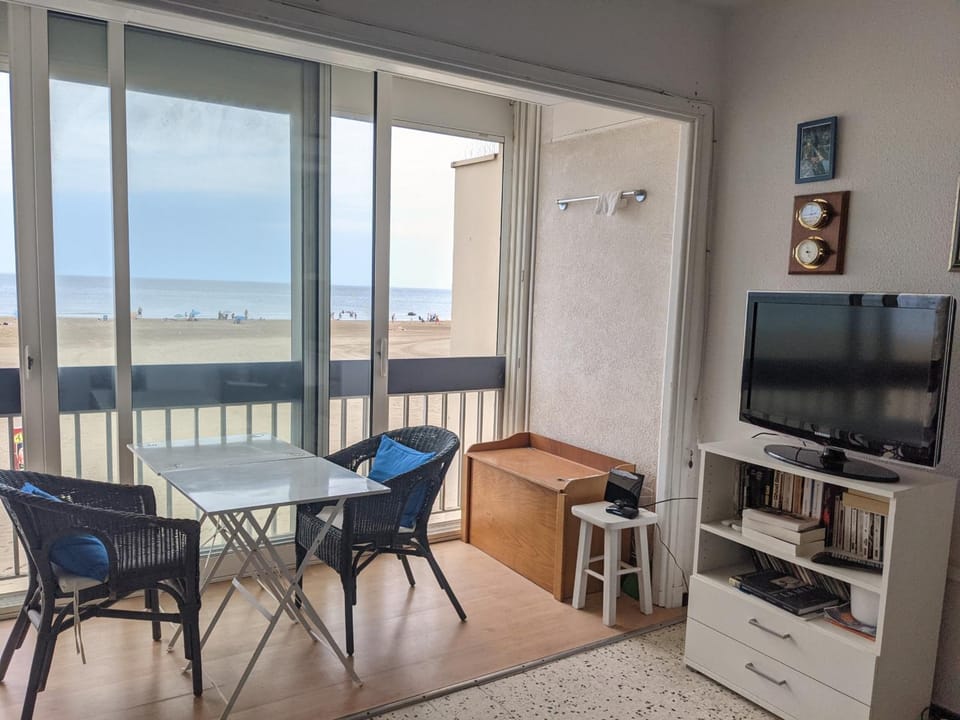 T2 Climatisé 4 pers. avec Parking, Front de mer, Port-la-Nouvelle - FR-1-797-10 Apartment in Port-la-Nouvelle
