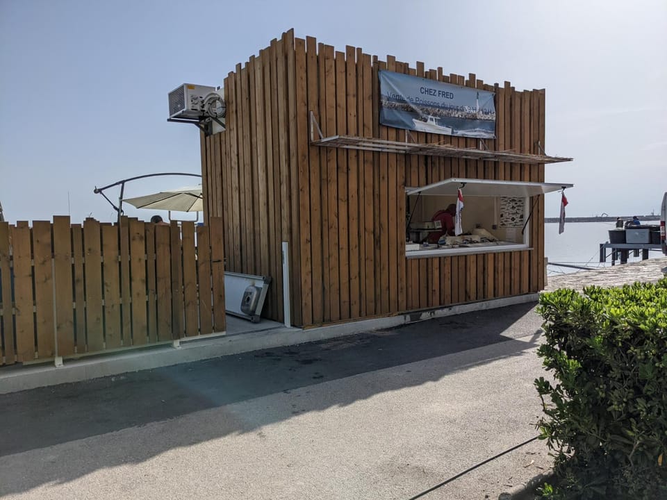 Bel appartement T2 climatisé avec piscine et parking à 250m de la plage - FR-1-797-9 Apartment in Port-la-Nouvelle
