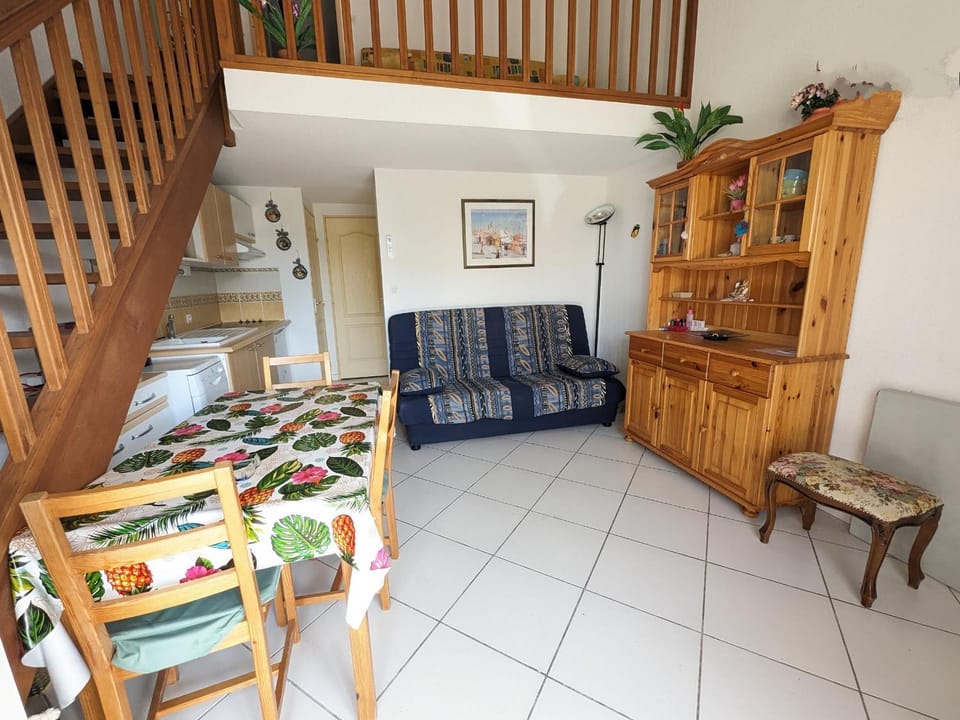 Charmante Villa T3 Climatisée Proche Plage - Confort et Calme pour 6 Pers. - FR-1-797-21 Villa in Port-la-Nouvelle