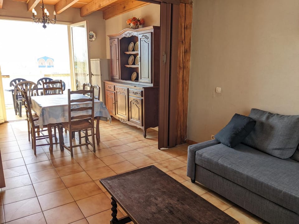 T3 duplex 50m², 2 chambres, proche plage, 6 pers - FR-1-797-1 Apartment in Port-la-Nouvelle