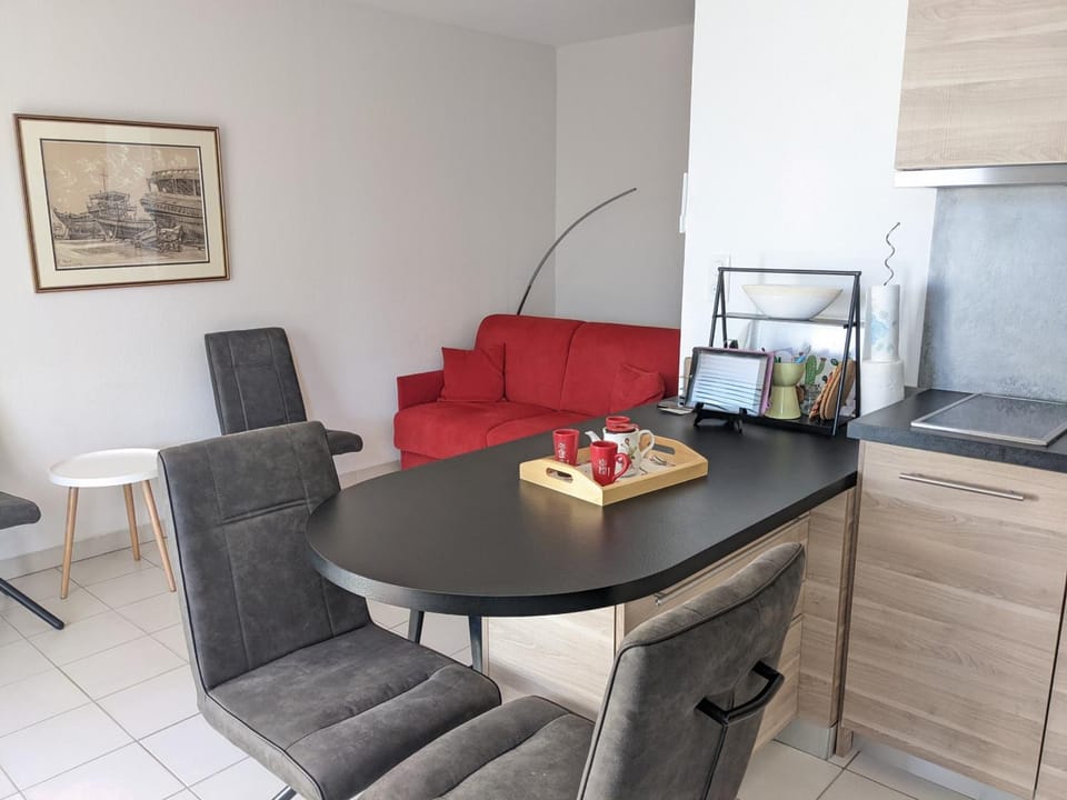 T3 Climatisé RDC avec Terrasse, Parking, Proche Activités - Port-la-Nouvelle - FR-1-797-30 Apartment in Port-la-Nouvelle