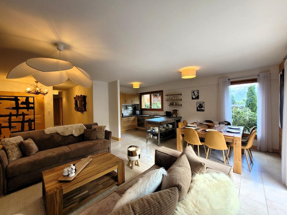 Appartement lumineux et spacieux aux Gets, terrasse, proche centre, parking - FR-1-598-167 Apartment in Les Gets