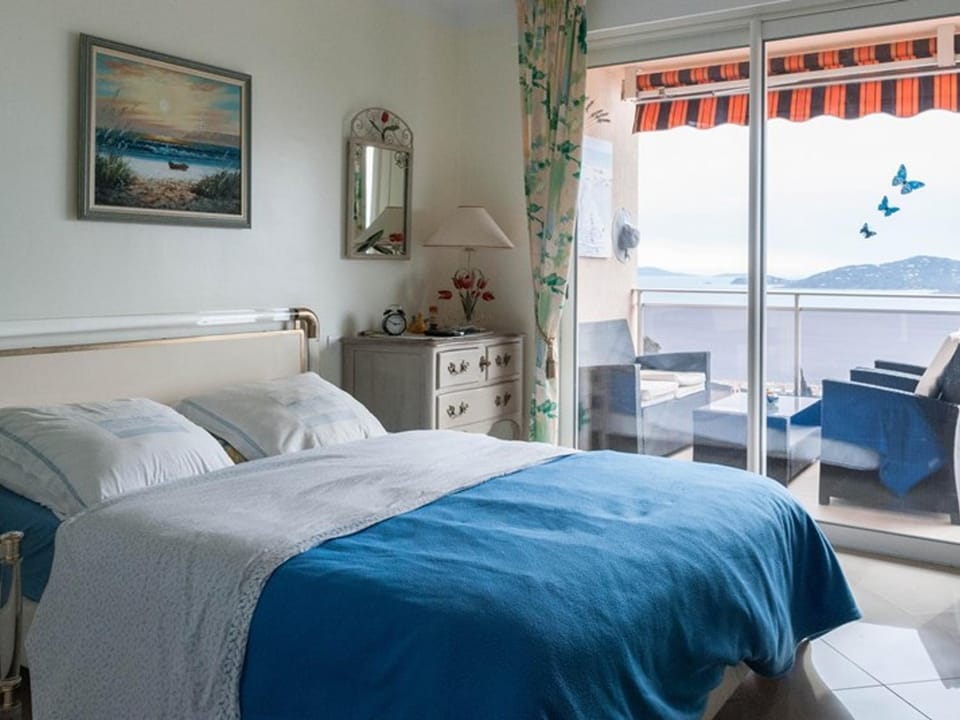 Appartement 3 pièces avec vue sur la baie, 4 personnes, parking - FR-1-803-34 Apartment in Le Lavandou