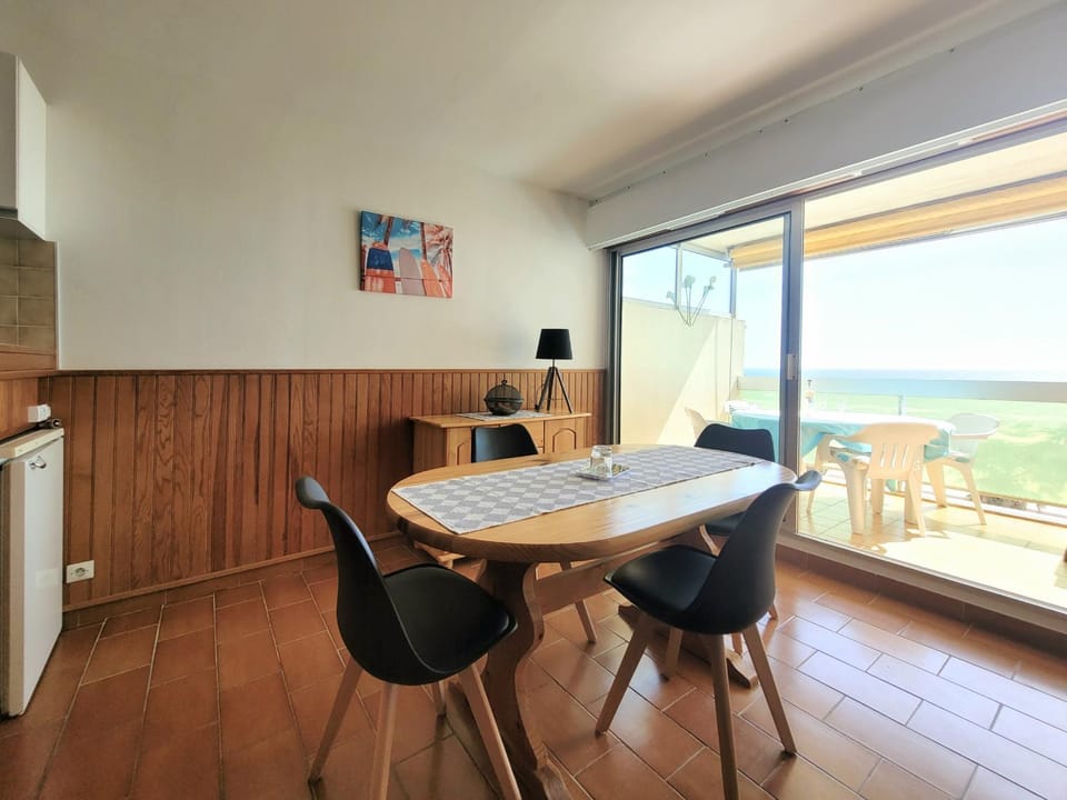 Canet-en-Roussillon - T2 cosy - 4 pers - Parking privé - Clim - FR-1-794-154 Apartment in Canet-en-Roussillon