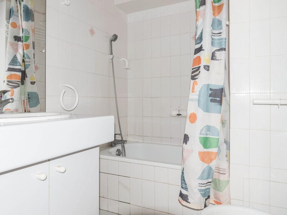 Studio + cabine pour 4, accès plage, parking, au Lavandou - FR-1-803-35 Cabin in Le Lavandou
