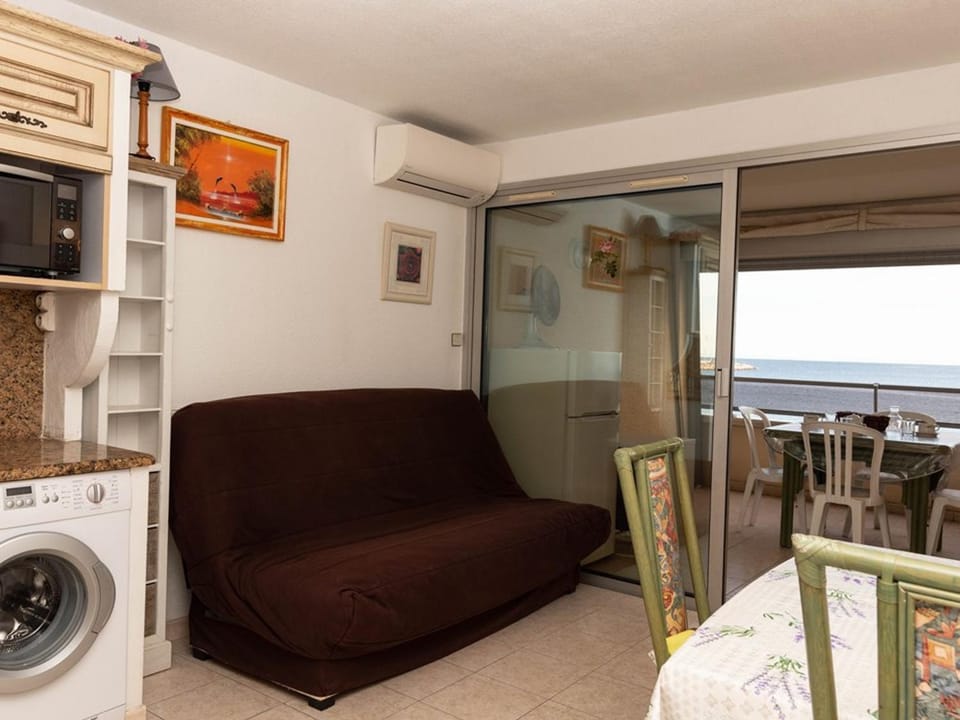 Studio cabine au Lavandou pour 3 personnes avec climatisation - FR-1-803-15 Cabin in Le Lavandou