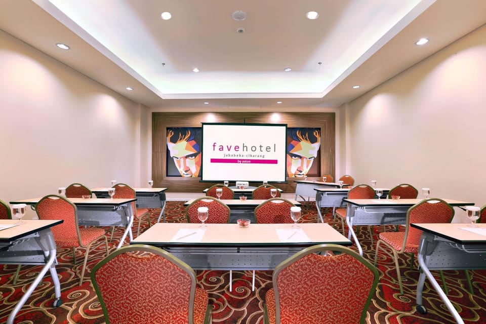 Meeting/conference room