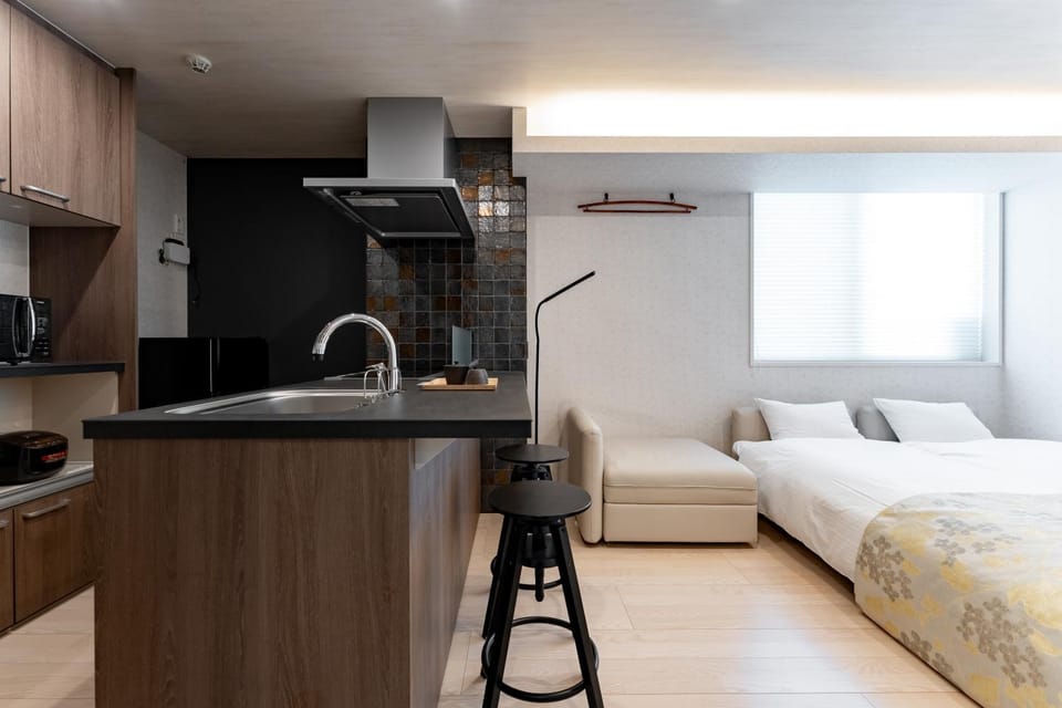 Kitchen or kitchenette, Living room