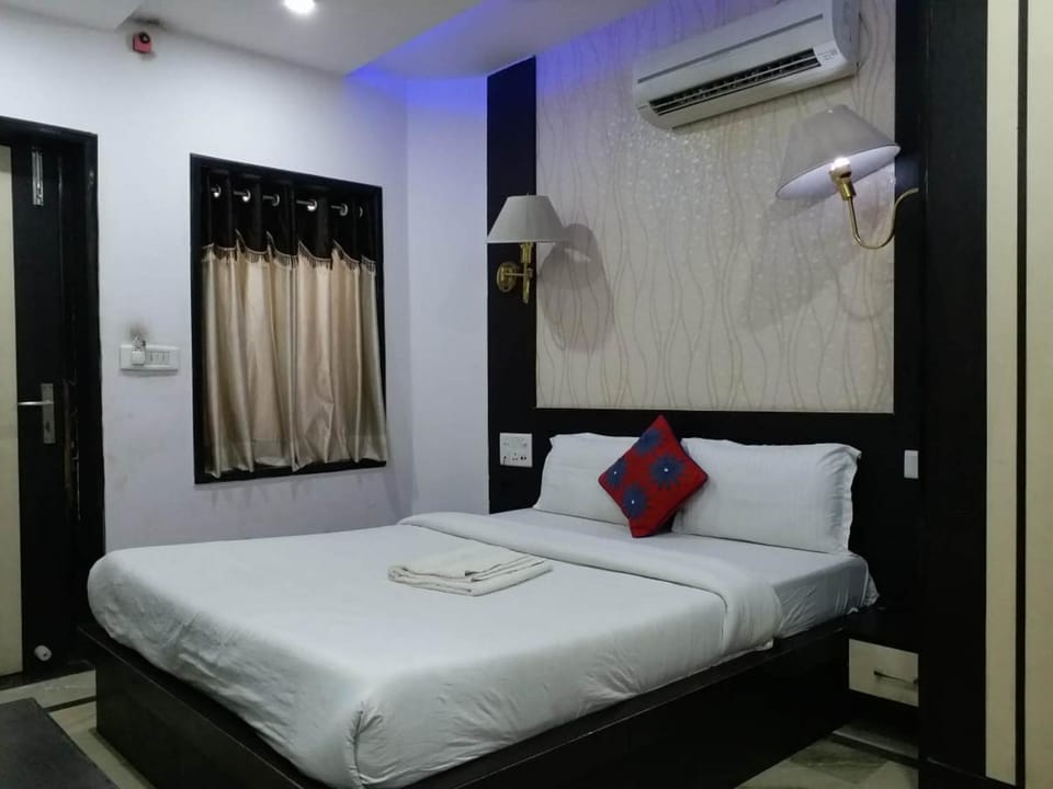 Bed, Other