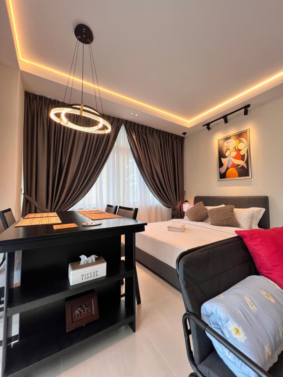 Living room, Photo of the whole room, Bedroom