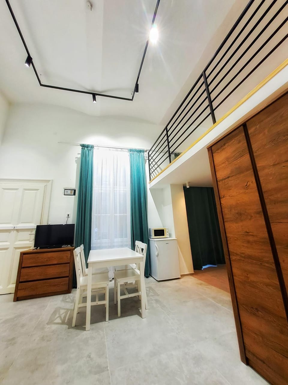 TV and multimedia, Living room, wardrobe