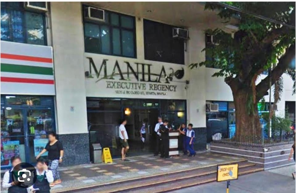 COMFY 1-BR Condo near SLEC, US Embassy, Malls,Park Apartment in Manila City