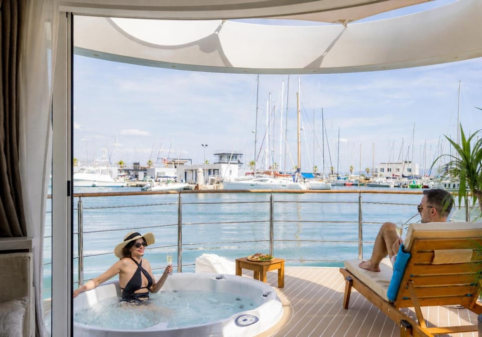 Hot Tub, Balcony/Terrace, Sea view