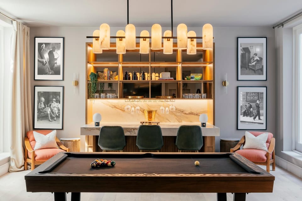 Billiard, Game Room, minibar