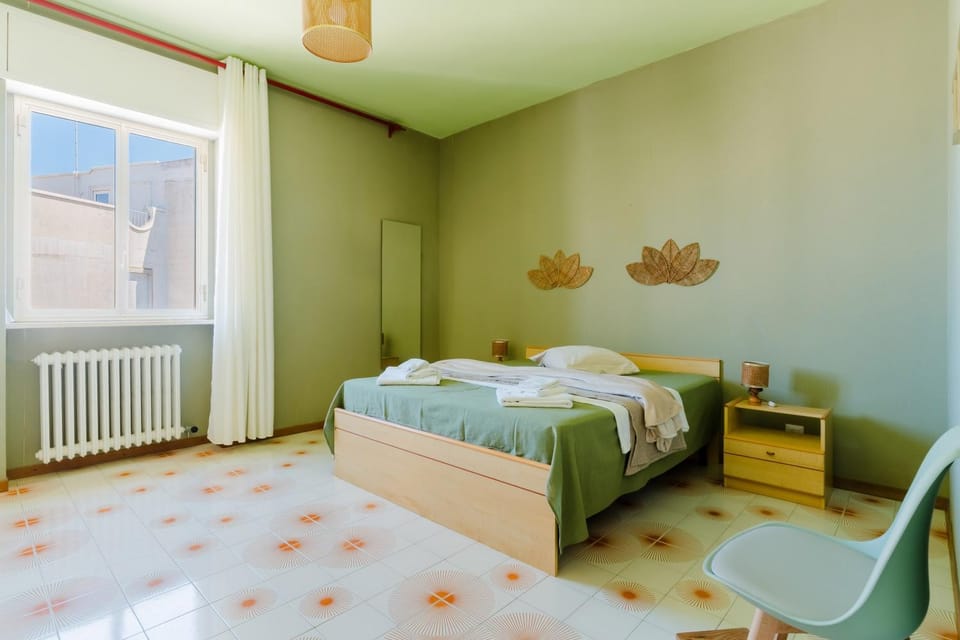 Living room, Bedroom