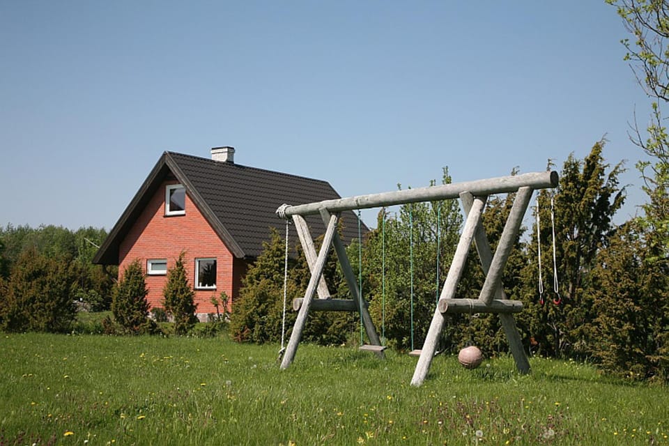 Facade/entrance, Children play ground, Area and facilities