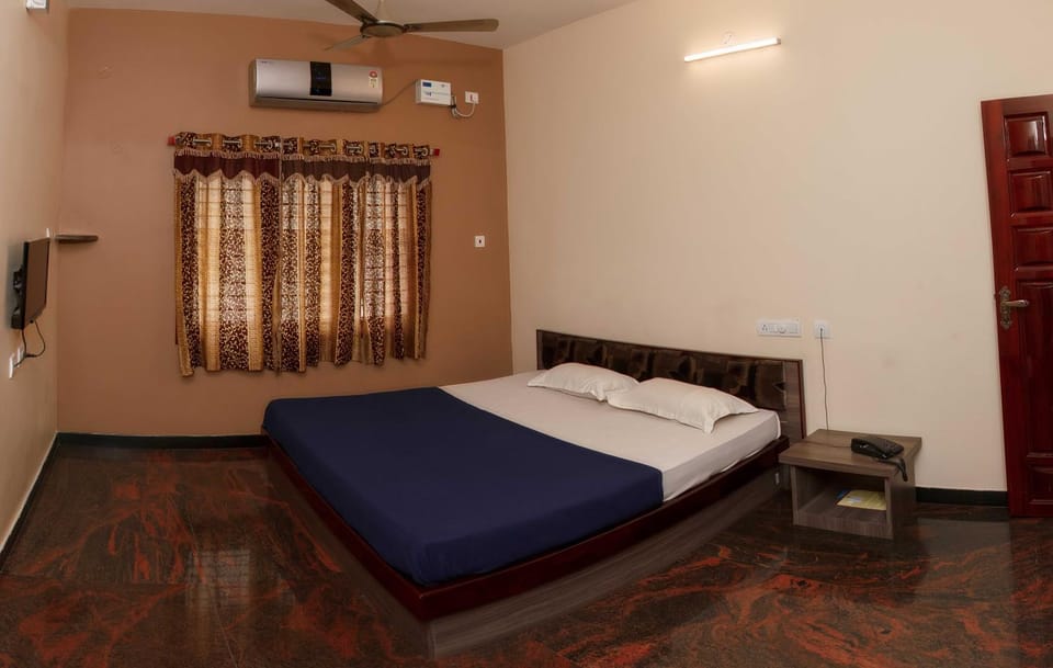 Day, Bedroom