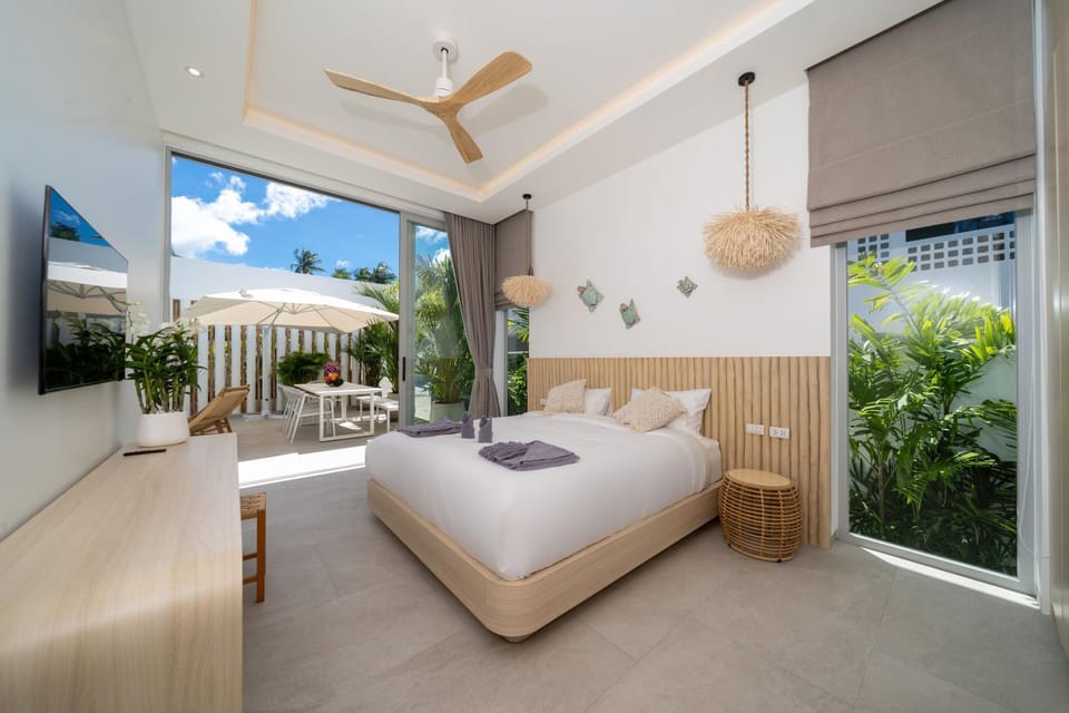 Bed, TV and multimedia, Photo of the whole room, Bedroom, Garden view