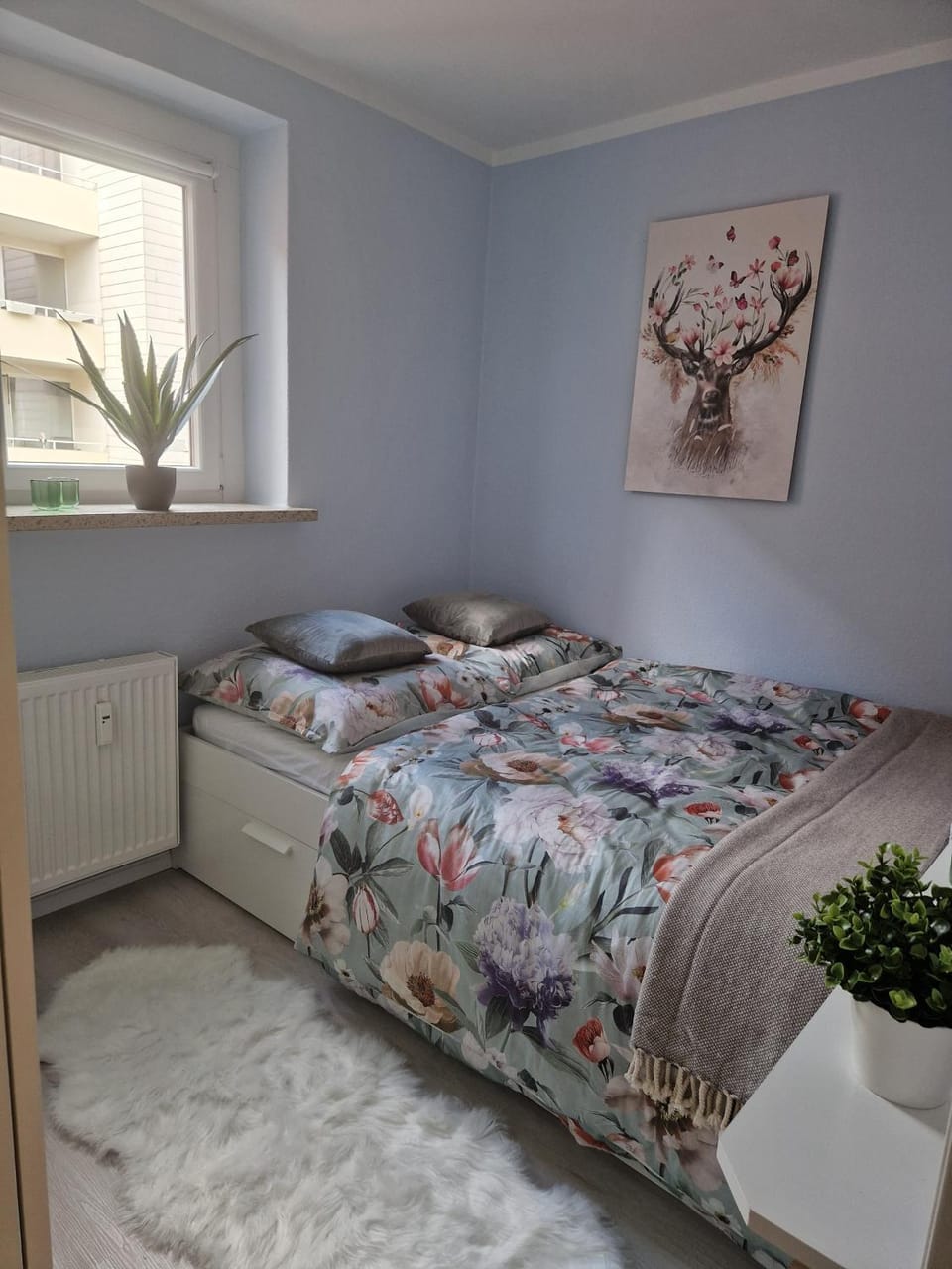 Living room, Bedroom