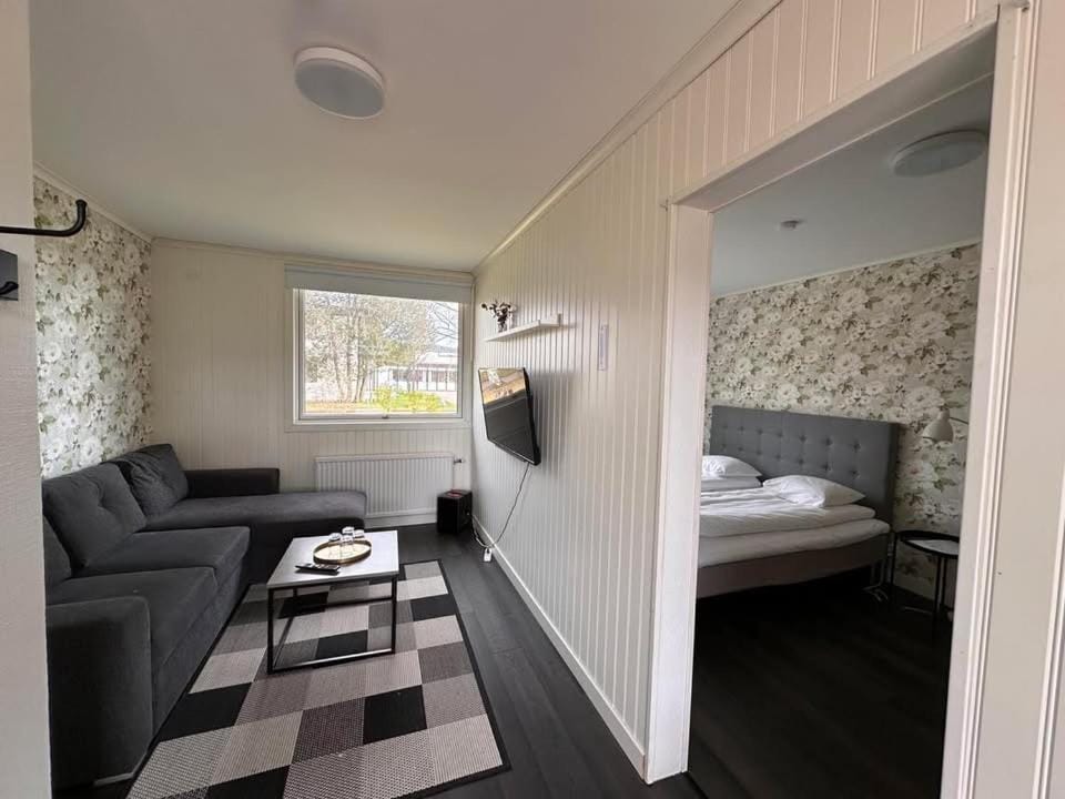 Living room, Photo of the whole room, Bedroom