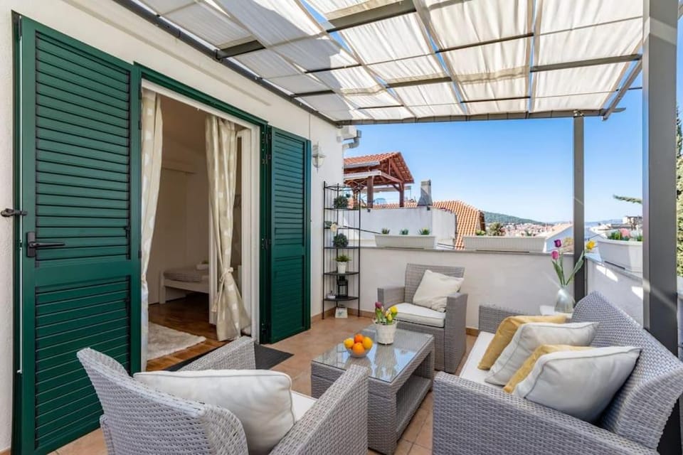Day, Balcony/Terrace, Balcony/Terrace
