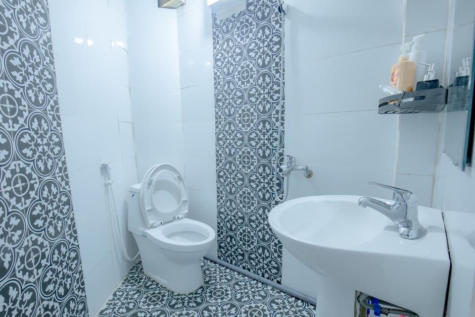 Sisan Home 2 Phòng ngủ Hàng Bông Hoàn Kiếm- 5p ra Phố đi bộ Apartment in Hanoi