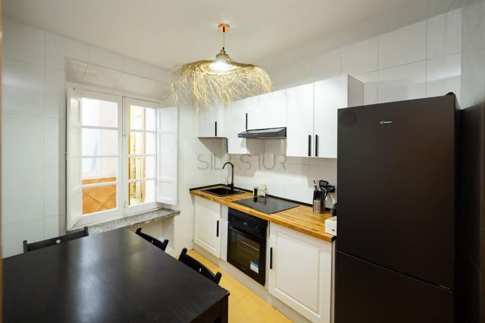 Vive Oviedo 3 By Silastur Apartment in Asturias