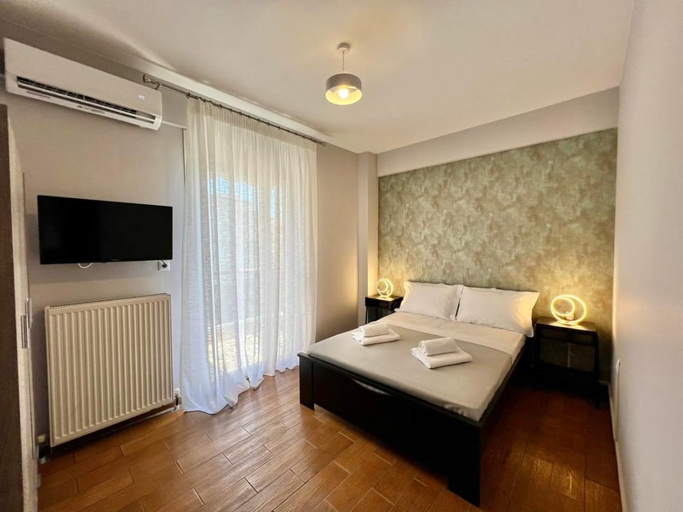 Bed, Bedroom, air conditioner