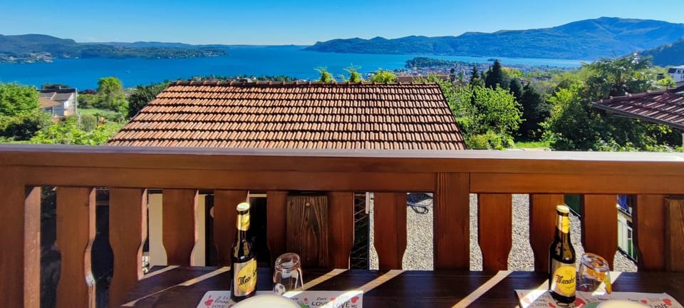 Balcony/Terrace, Lake view