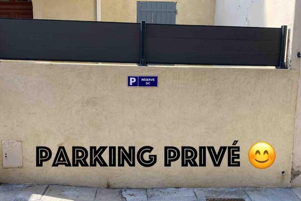 Appartement familial, lumineux, calme avec parking Apartment in Cannes