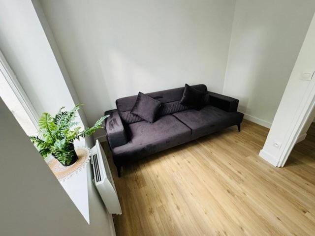 Appartement 1 er étage porte gauche Apartment in Île-de-France