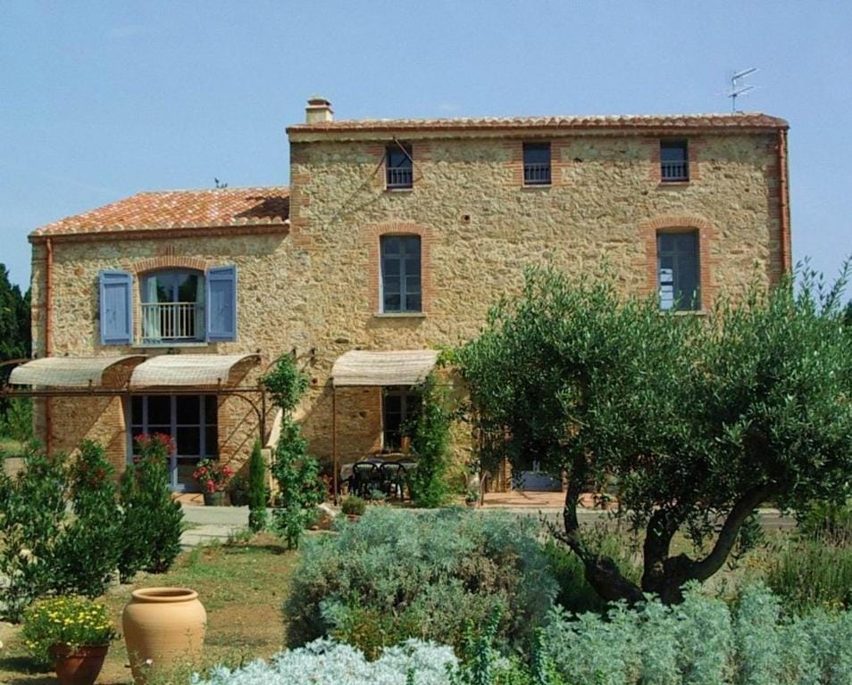 mas la Mouillere Bed and Breakfast in Catalonia