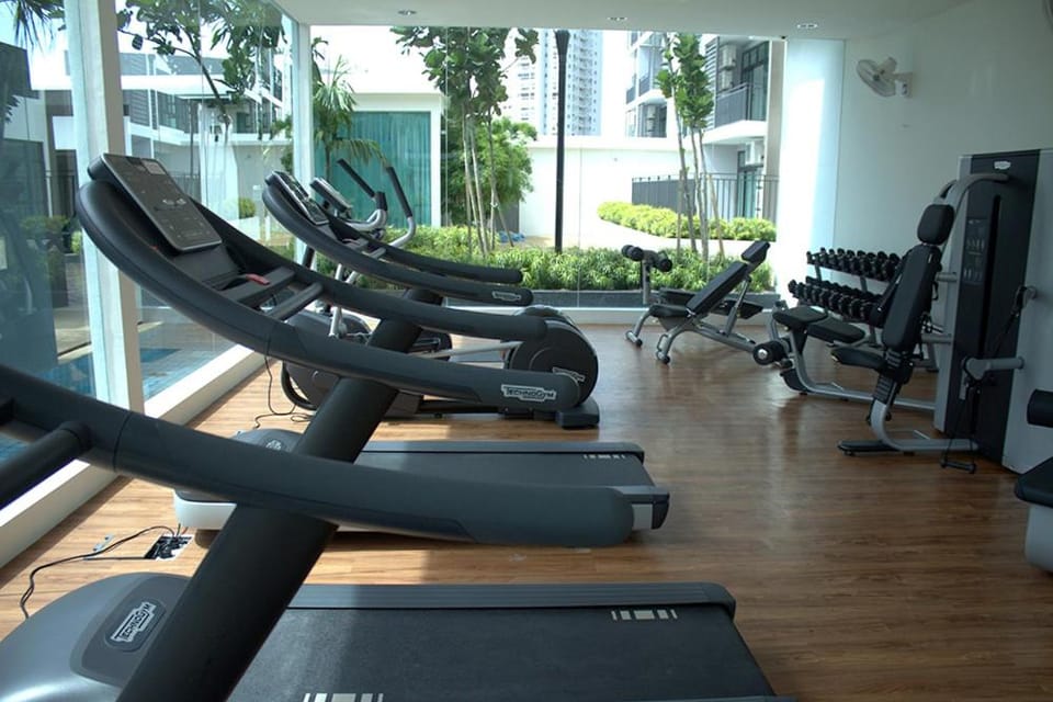 Citywoods Apartment Next to Thistle hotel,Hospital Sultanah Aminah,Ciq custom3km by YHA Apartment in Johor Bahru