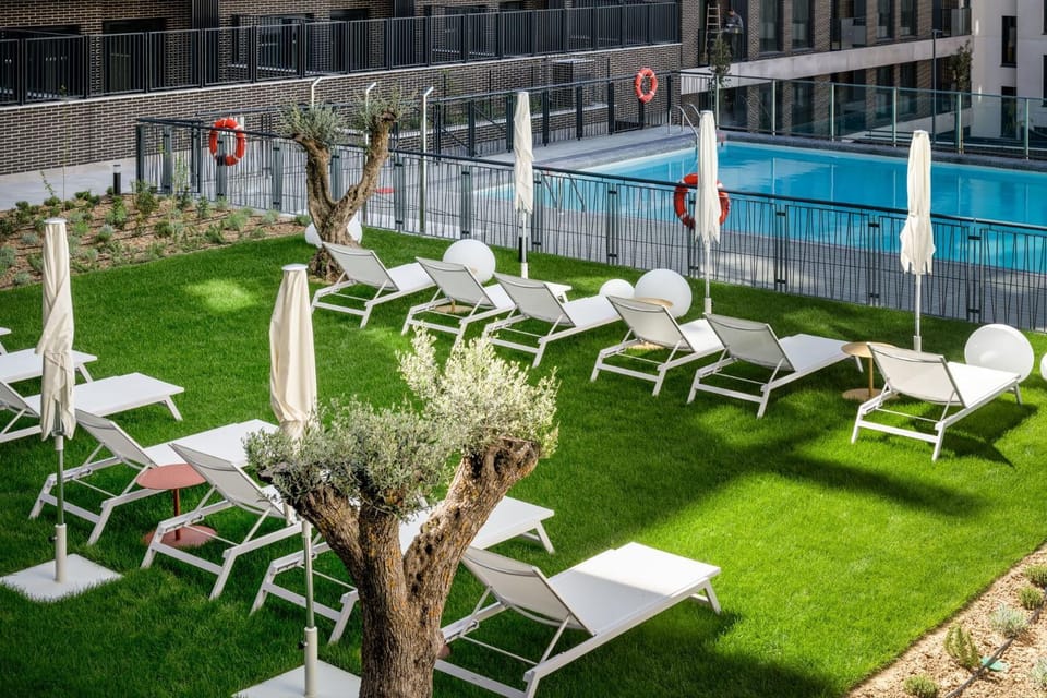 Plenora Alejandro Dumas Apartment in Madrid