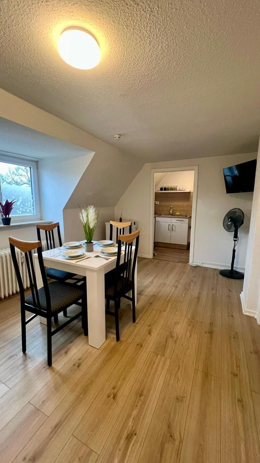 TV and multimedia, Kitchen or kitchenette, Seating area, Dining area
