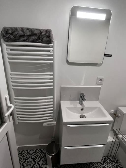Logement proche gare et Versailles Apartment in Saint-Germain-en-Laye