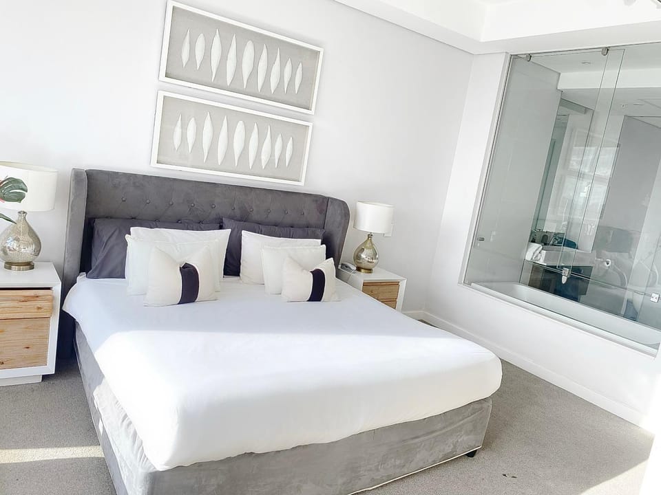 Sandton Skye luxury hotel Apartment in Sandton