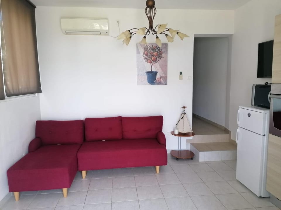 Apartments Villa Julia Apartment in Okrug Gornji