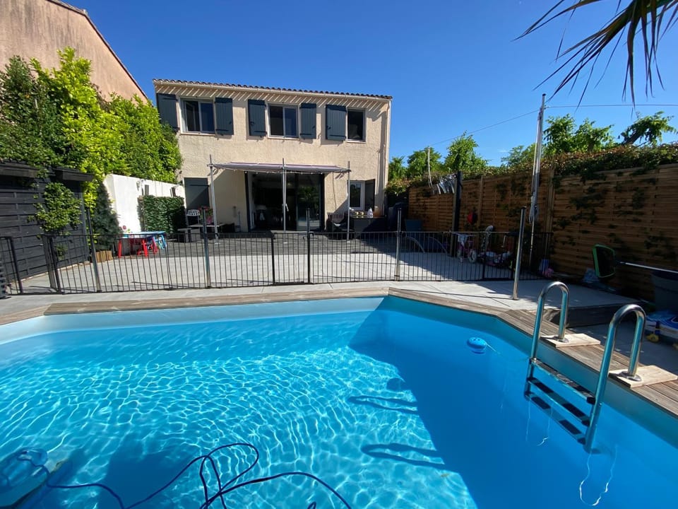 villa contemporaine avec piscine privée House in Aix-en-Provence