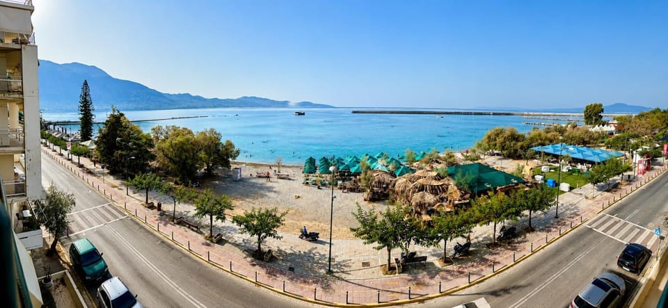 Day, Neighbourhood, Beach, Mountain view, Sea view, Location