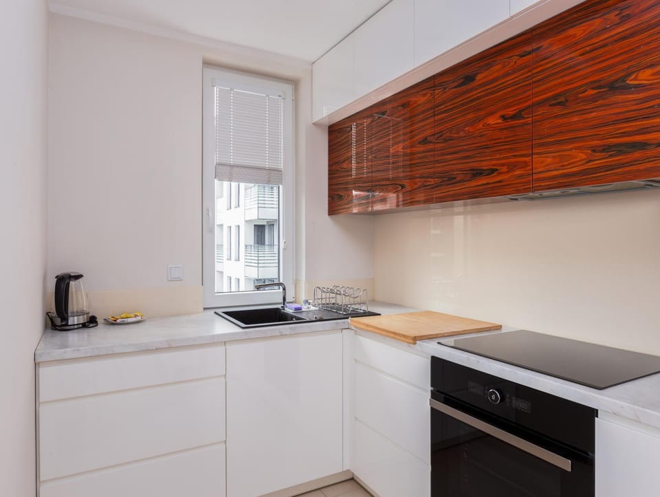 Kitchen or kitchenette, stove