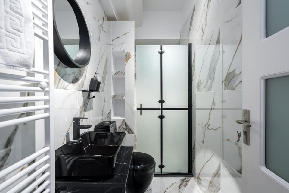 Shower, Bathroom