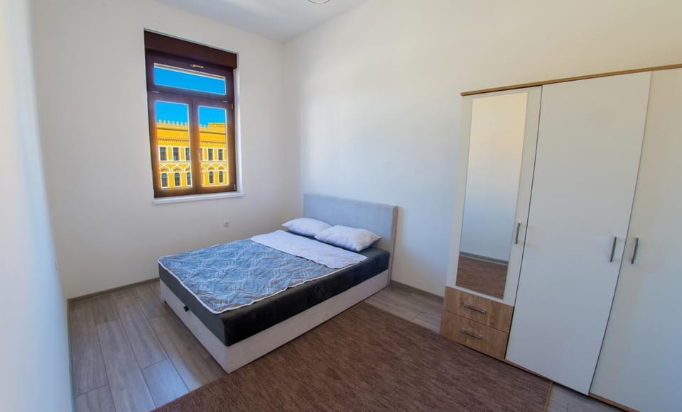 Bed, Photo of the whole room, Bedroom, wardrobe