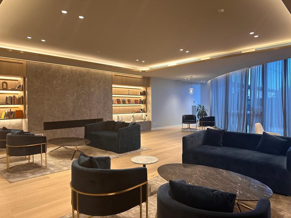 Library, Seating area
