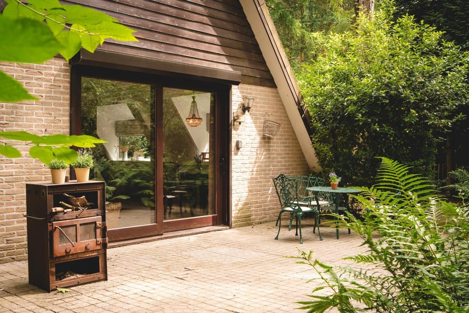 BoshuisjeRekem.com - Fleur House in Limburg (province)