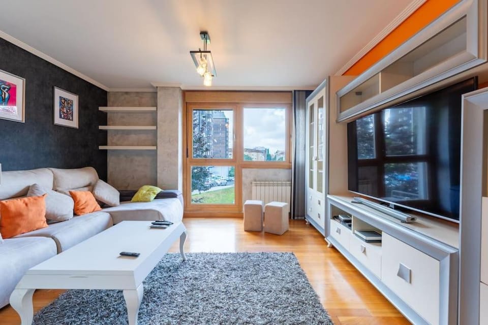 apartamento en el corazón de la ciudad con parking Apartment in Santander