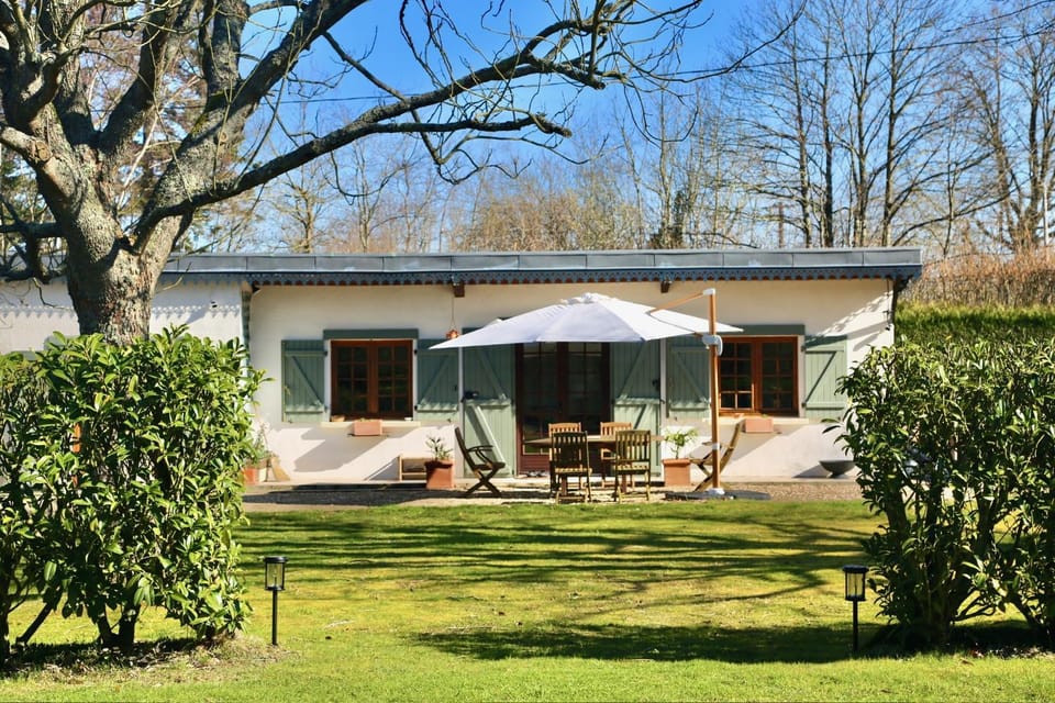 Garden, Dining area