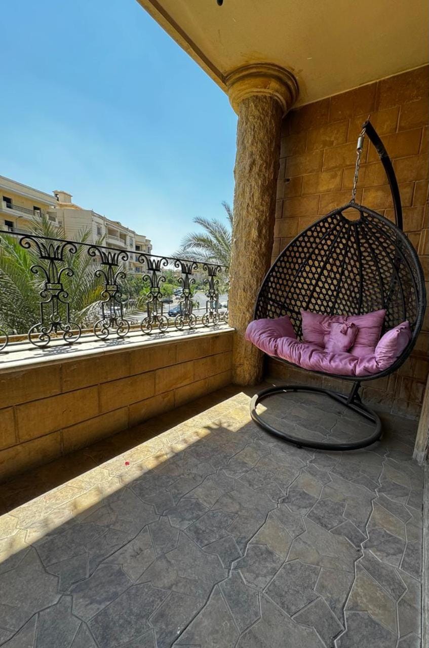 The Paris SuiteInn Villa 160 Apartment in New Cairo City