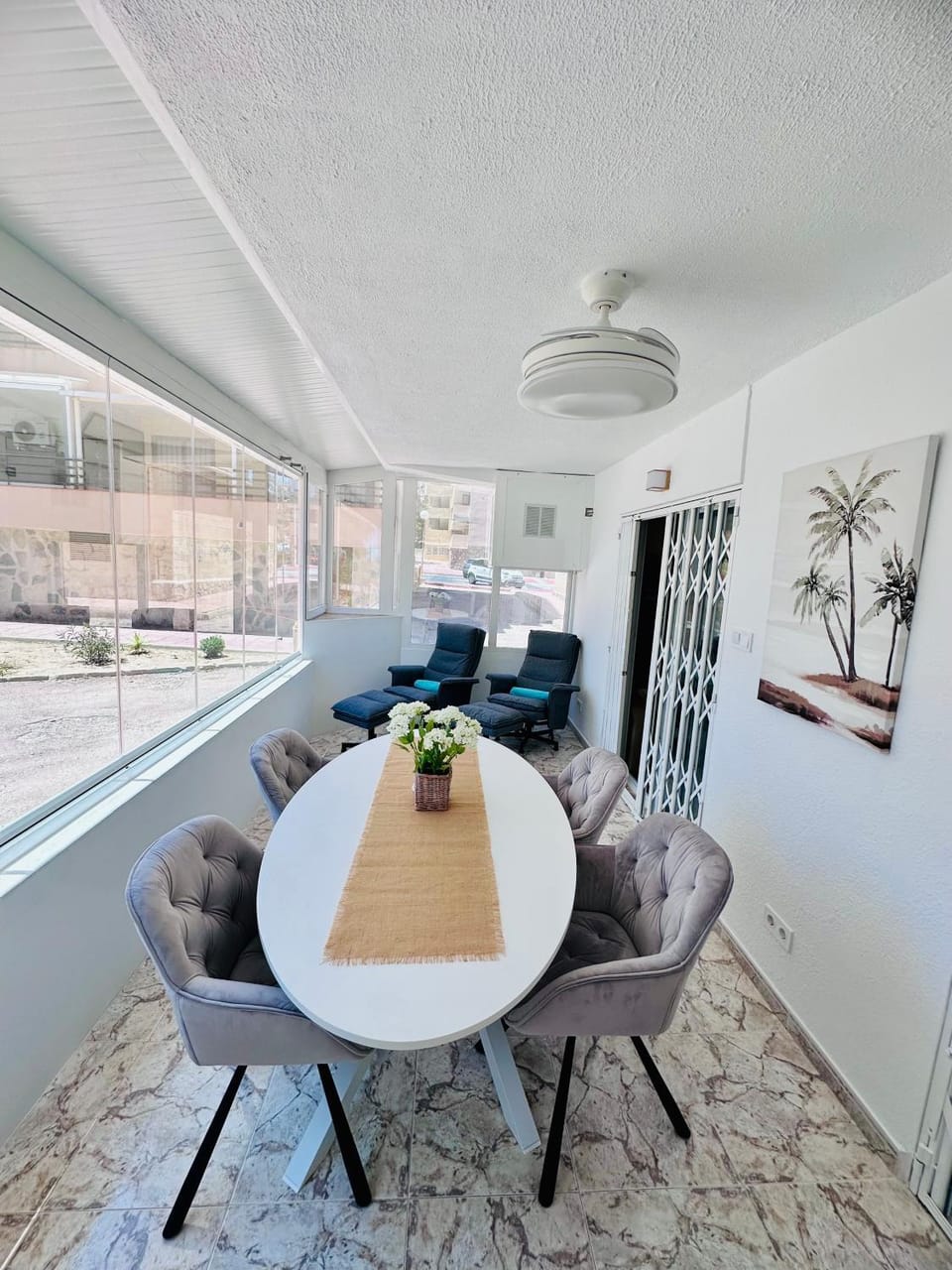 View (from property/room), Balcony/Terrace, Seating area, Dining area