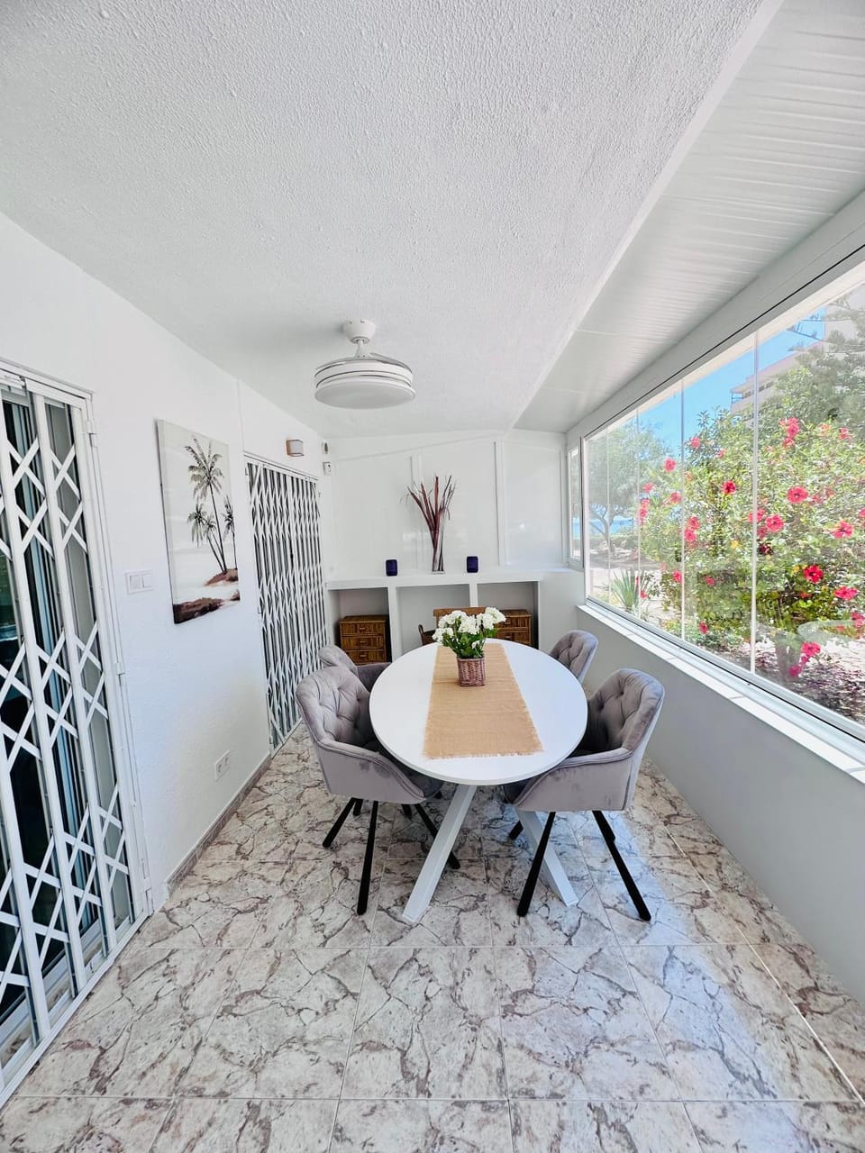 View (from property/room), Balcony/Terrace, Seating area, Dining area